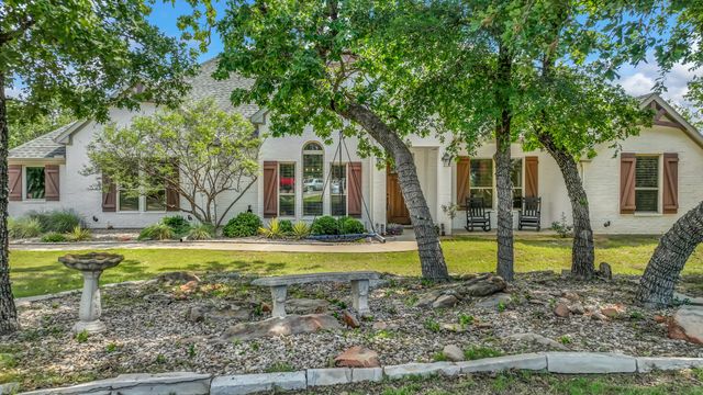 206 El Dorado Trail, Millsap, TX 76066