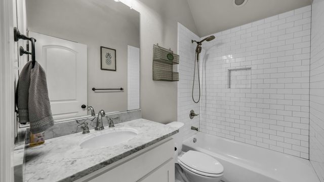 206 El Dorado Trail, Millsap, TX 76066