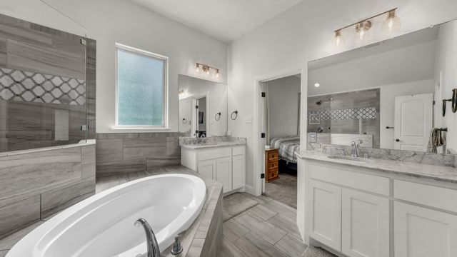 206 El Dorado Trail, Millsap, TX 76066