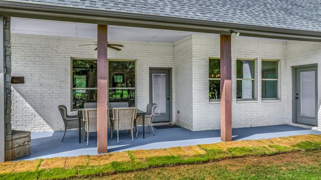 206 El Dorado Trail, Millsap, TX 76066