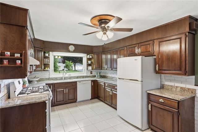 127 Ridgemont Drive, Greece, NY 14626