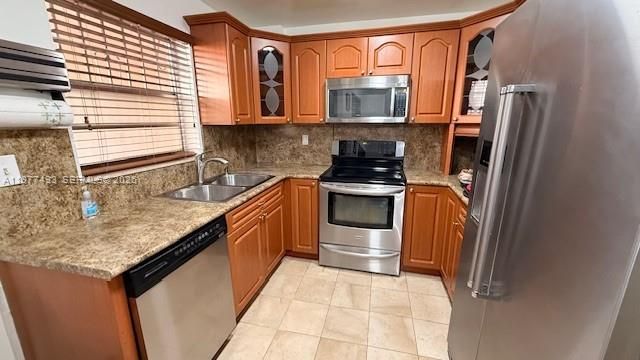 8895 Fontainebleau Blvd 111, Miami, FL 33172