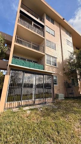 8895 Fontainebleau Blvd 111, Miami, FL 33172