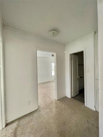 1754 W 6th Street, Freeport, TX 77541