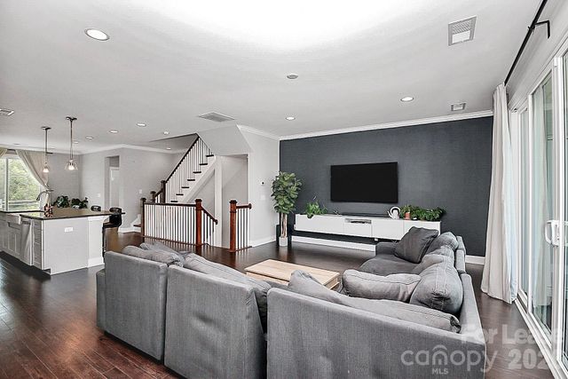 2609 Statesville Avenue, Charlotte, NC 28206