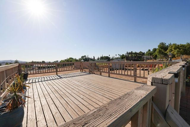 16465 Holcomb Way, Riverside, CA 92504