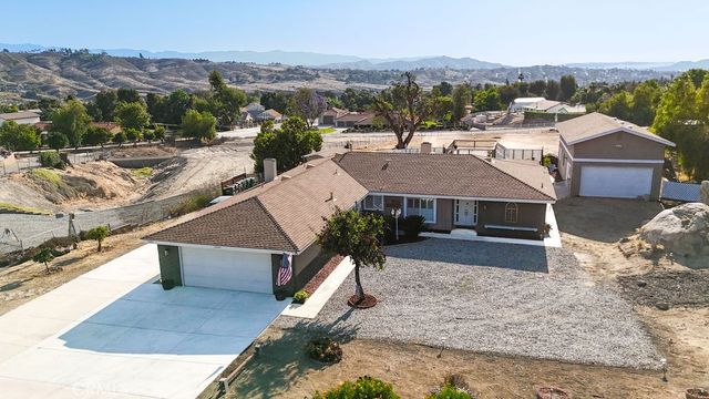 16465 Holcomb Way, Riverside, CA 92504
