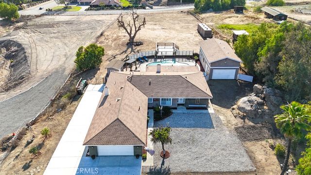 16465 Holcomb Way, Riverside, CA 92504