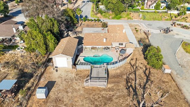 16465 Holcomb Way, Riverside, CA 92504