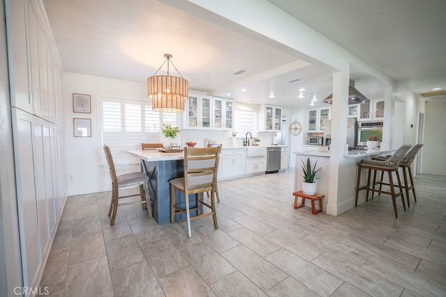16465 Holcomb Way, Riverside, CA 92504