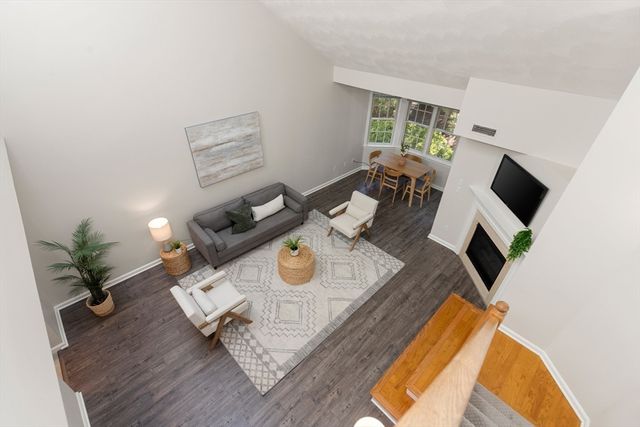 661 Lowell St 14, Lexington, MA 02420