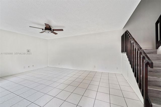 2565 Garden Ct, Cooper City, FL 33026