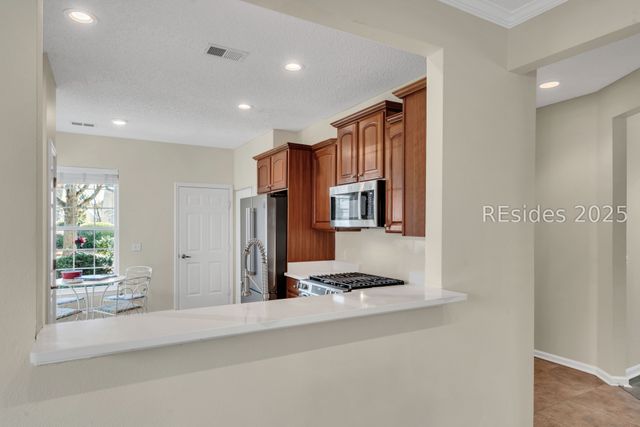 8 Biltmore Dr, Bluffton, SC 29909