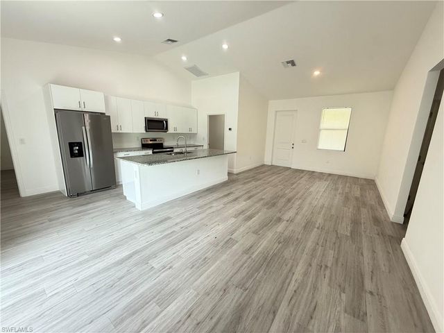 611 Greenbriar BLVD, Lehigh Acres, FL 33972