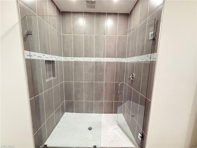 611 Greenbriar BLVD, Lehigh Acres, FL 33972