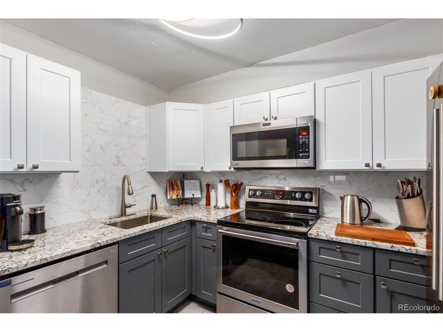 888 N Logan St 2F, Denver, CO 80203