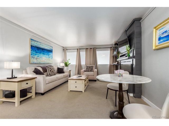 888 N Logan St 2F, Denver, CO 80203