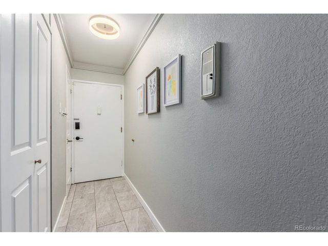 888 N Logan St 2F, Denver, CO 80203