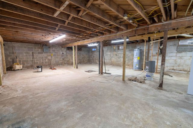 1239 WHITTEN RD, Memphis, TN 38134