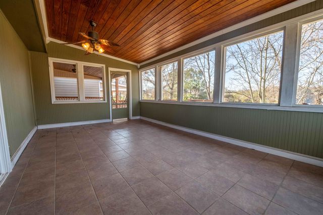 1239 WHITTEN RD, Memphis, TN 38134