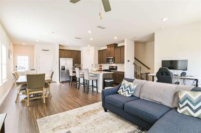 309 Pasture Avenue, Lilburn, GA 30047