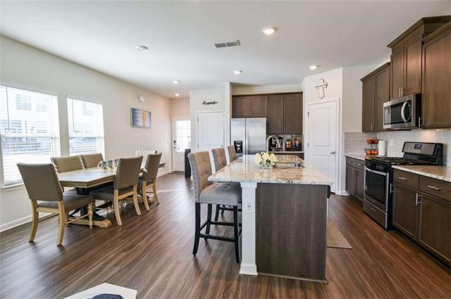 309 Pasture Avenue, Lilburn, GA 30047