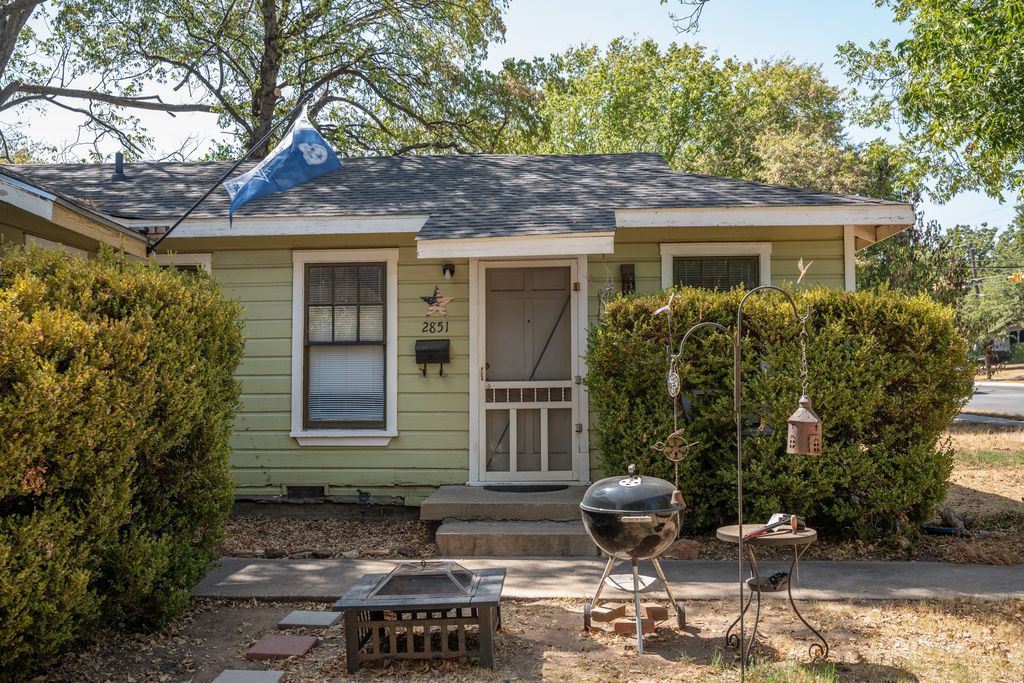 2849 Handley Drive, Fort Worth, TX 76112 — photo 3
