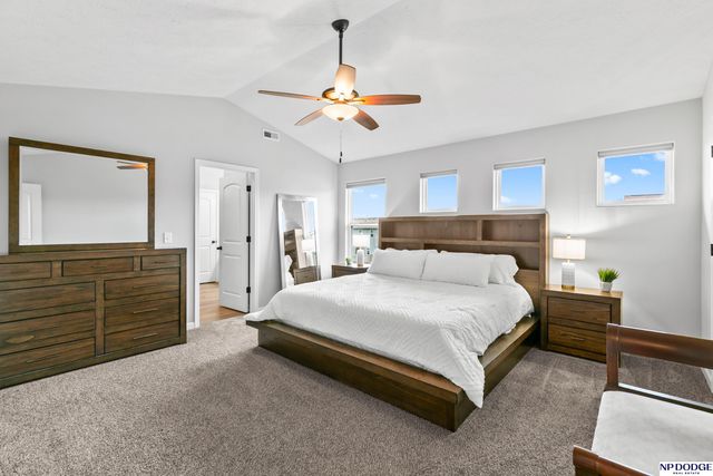 7714 S 195 Street, Gretna, NE 68028