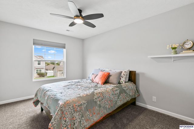 7714 S 195 Street, Gretna, NE 68028