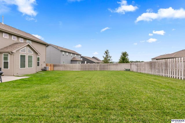 7714 S 195 Street, Gretna, NE 68028
