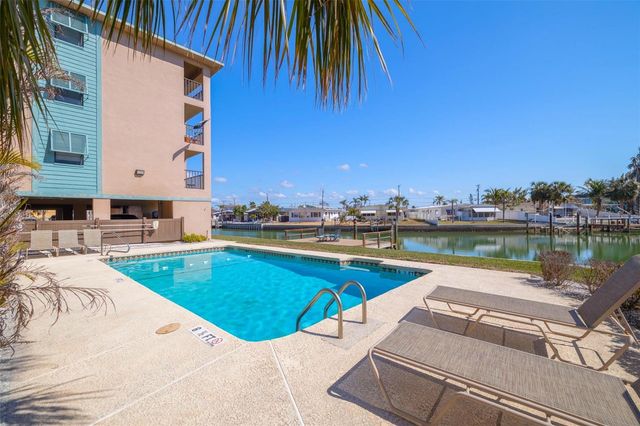 145 116TH AVENUE 301, Treasure Island, FL 33706