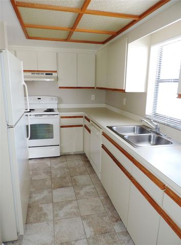 145 116TH AVENUE 301, Treasure Island, FL 33706