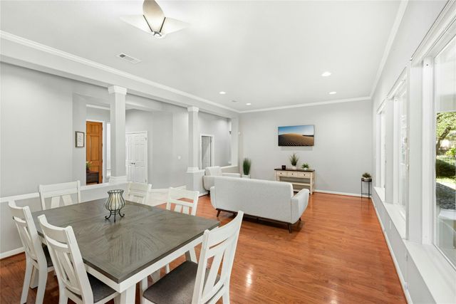 106 Waterlily LN, Georgetown, TX 78633