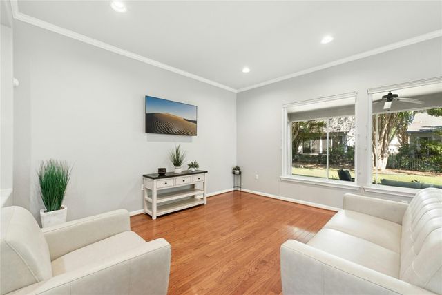 106 Waterlily LN, Georgetown, TX 78633