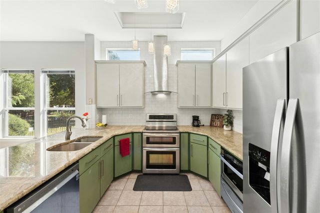 106 Waterlily LN, Georgetown, TX 78633