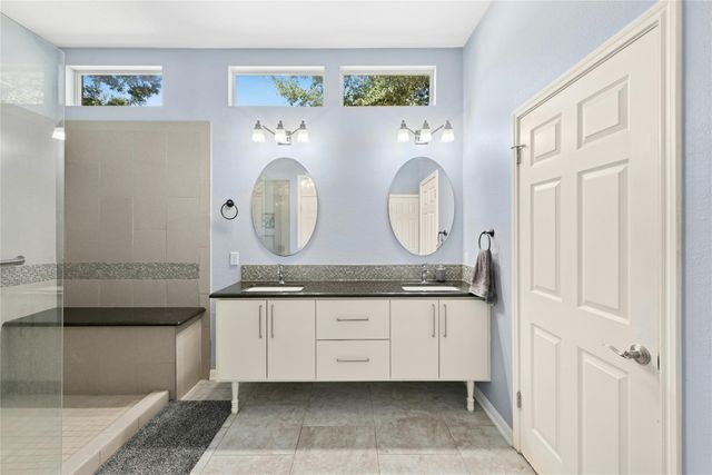 106 Waterlily LN, Georgetown, TX 78633