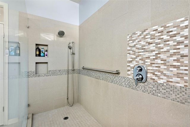 106 Waterlily LN, Georgetown, TX 78633