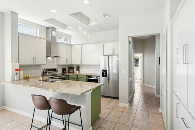 106 Waterlily LN, Georgetown, TX 78633