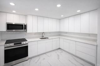 236 NE 55th Ter 236, Miami, FL 33137