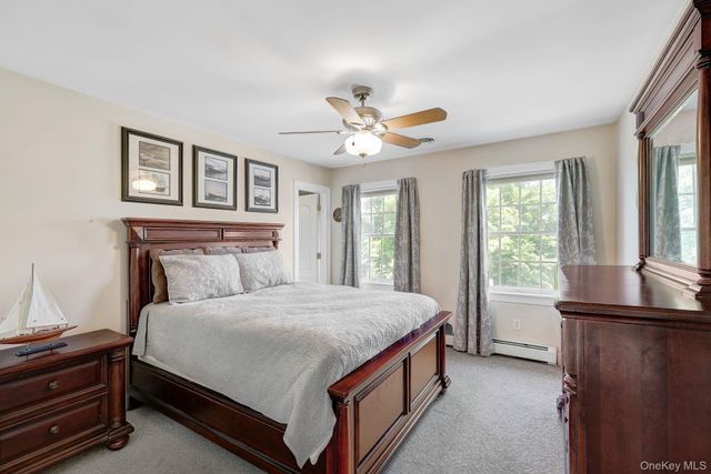 42 Somerset Lane, Warwick, NY 10990