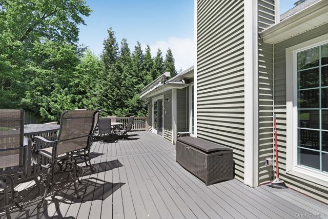 42 Somerset Lane, Warwick, NY 10990
