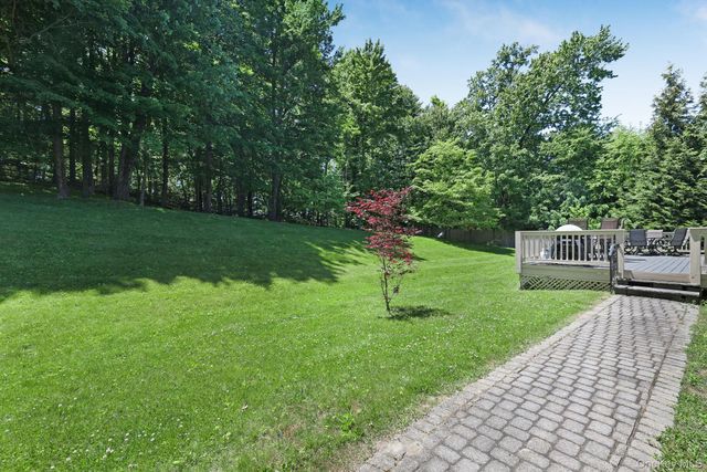 42 Somerset Lane, Warwick, NY 10990