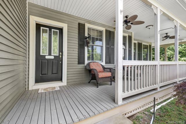 42 Somerset Lane, Warwick, NY 10990