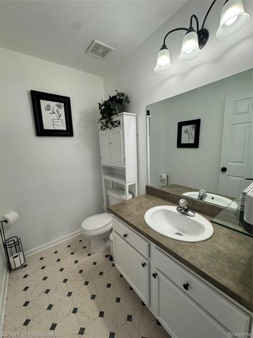 309 Russell Street, Pontiac, MI 48342