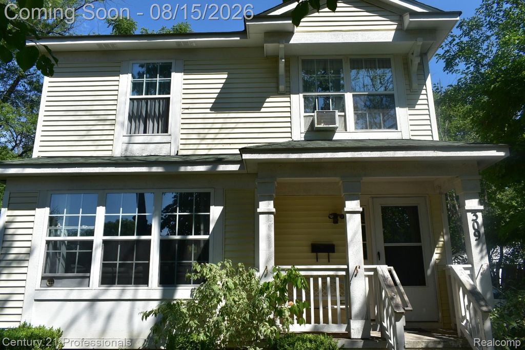 309 Russell Street, Pontiac, MI 48342