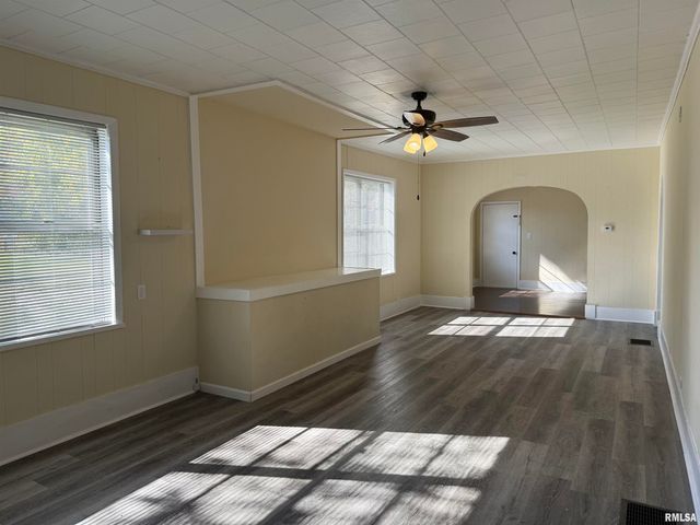 1103 W Boulevard St Apt B And, Marion, IL 62959