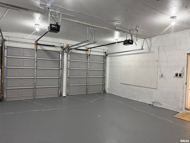 1103 W Boulevard St Apt B And, Marion, IL 62959