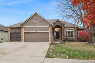 4116 Lakewood Lane, Des Moines, IA 50320