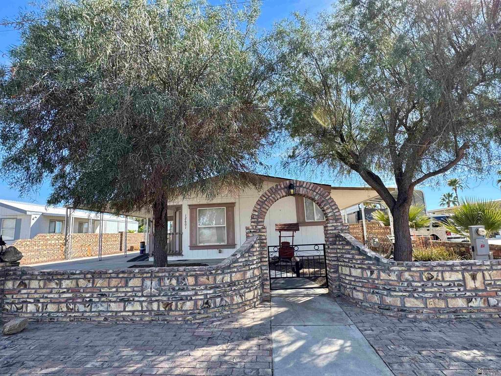 12601 E 44 St, Yuma, AZ 85367