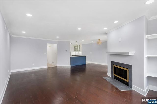 604 Skyline Drive 604, Haledon, NJ 07508